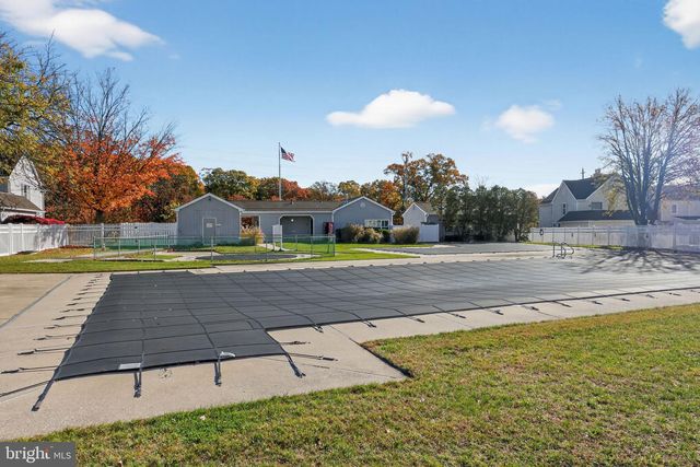 1037 SOCIETY BLVD, Cherry Hill, NJ 08003