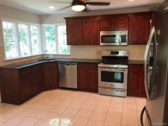 216 Mamaroneck Road, Scarsdale, NY 10583