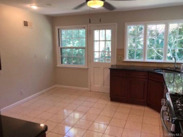 216 Mamaroneck Road, Scarsdale, NY 10583