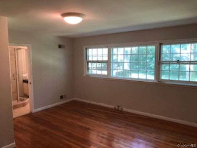 216 Mamaroneck Road, Scarsdale, NY 10583
