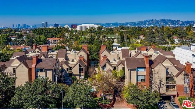 835 S Lucerne Boulevard 310, Los Angeles, CA 90005