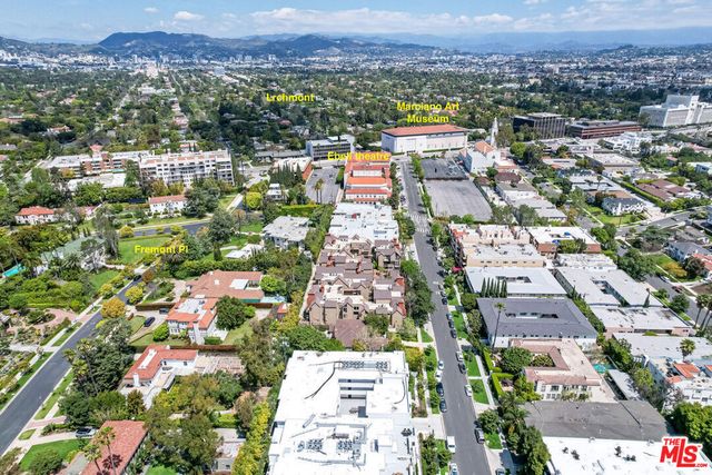 835 S Lucerne Boulevard 310, Los Angeles, CA 90005