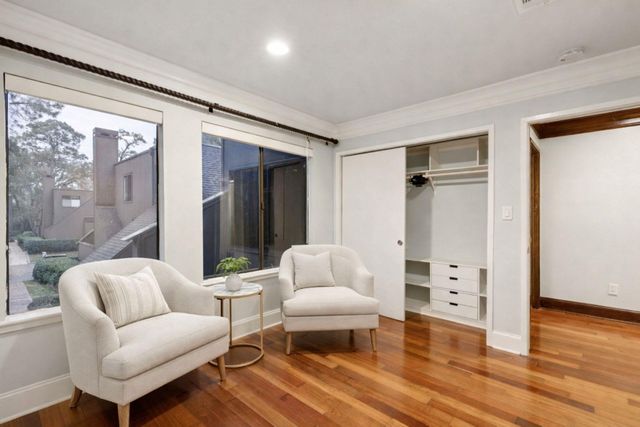 172 Litchfield Lane, Houston, TX 77024