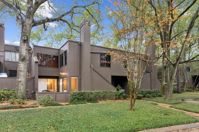 172 Litchfield Lane, Houston, TX 77024