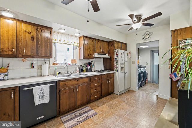 323 ROOSEVELT AVE, Northfield, NJ 08225