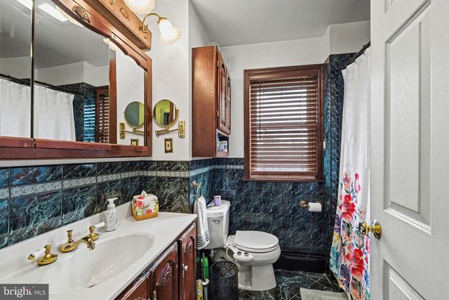 323 ROOSEVELT AVE, Northfield, NJ 08225