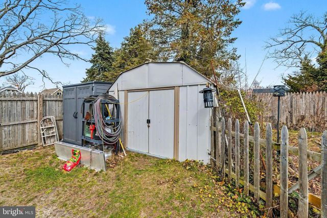 323 ROOSEVELT AVE, Northfield, NJ 08225