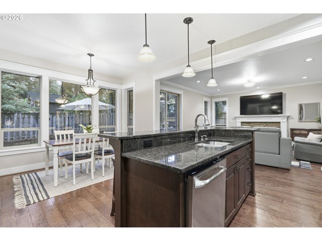 16723 BONAIRE Ave, Lake Oswego, OR 97035