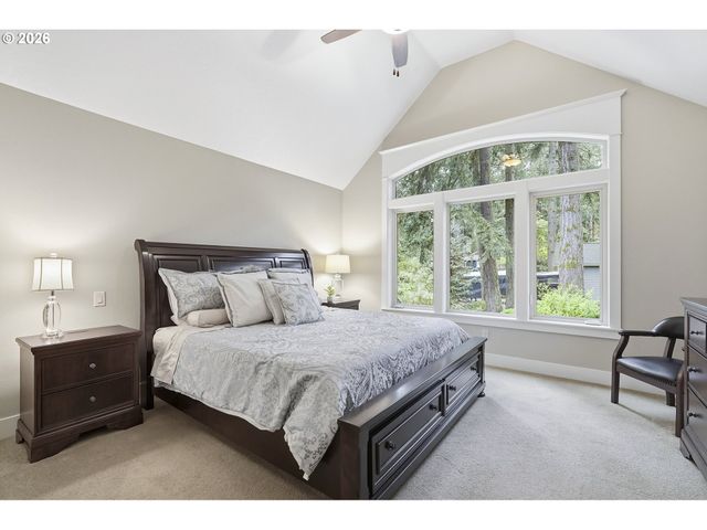 16723 BONAIRE Ave, Lake Oswego, OR 97035