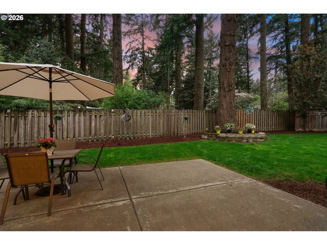 16723 BONAIRE Ave, Lake Oswego, OR 97035