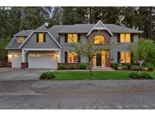 16723 BONAIRE Ave, Lake Oswego, OR 97035