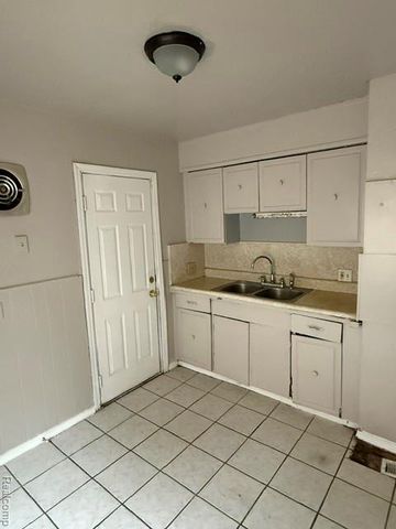 12519 Laing Street, Detroit, MI 48224