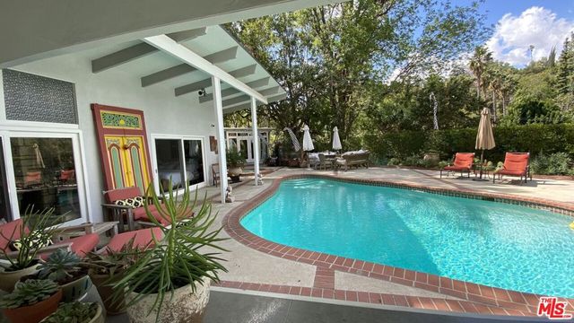 4620 Balboa Avenue, Encino, CA 91316