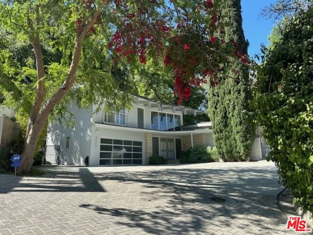 4620 Balboa Avenue, Encino, CA 91316