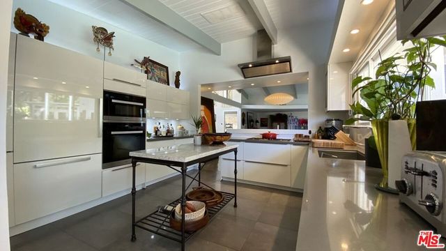 4620 Balboa Avenue, Encino, CA 91316