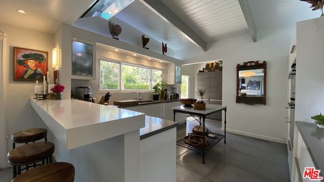 4620 Balboa Avenue, Encino, CA 91316