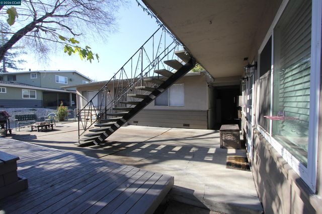 2646 Baldwin Ln, Walnut Creek, CA 94597