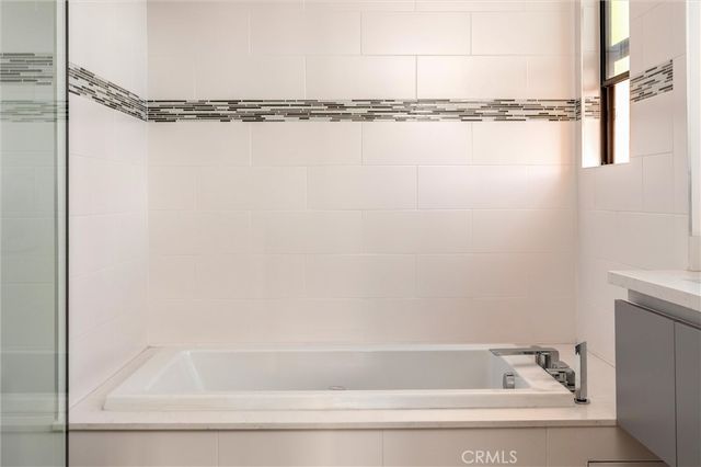 18717 Redwing, Tarzana, CA 91356