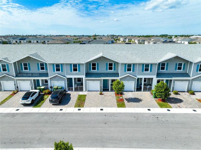 1720 SE 9th Ave, Homestead, FL 33034