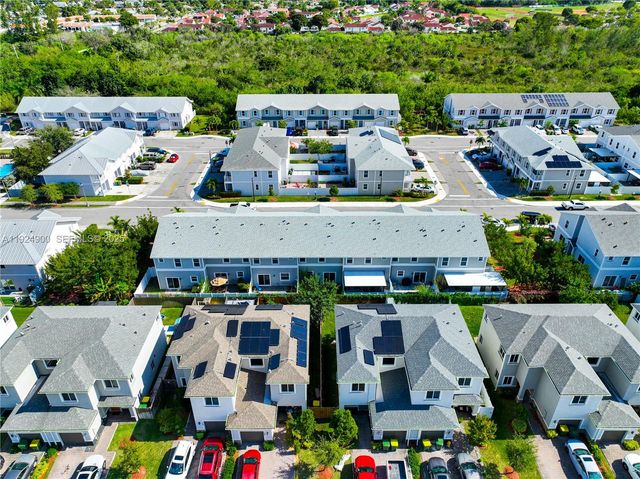 1720 SE 9th Ave, Homestead, FL 33034