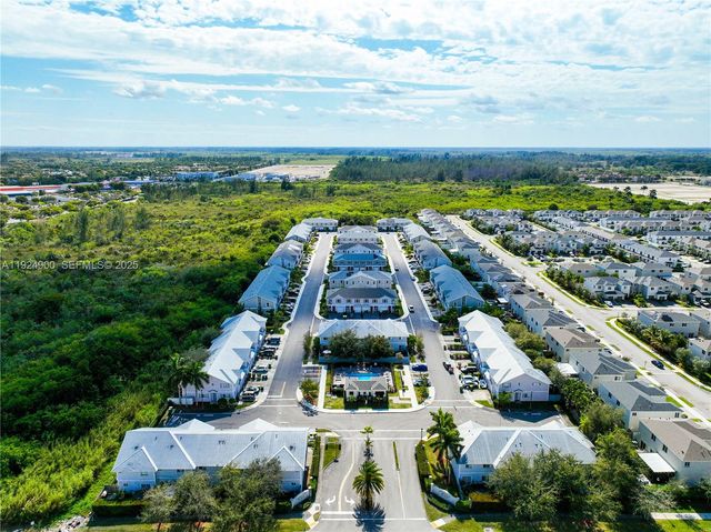 1720 SE 9th Ave, Homestead, FL 33034