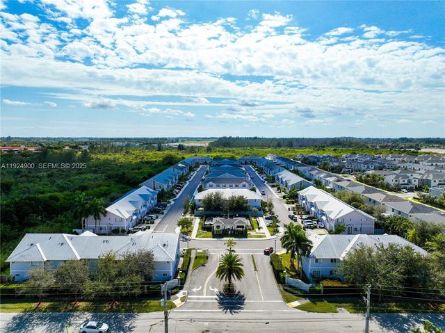 1720 SE 9th Ave, Homestead, FL 33034