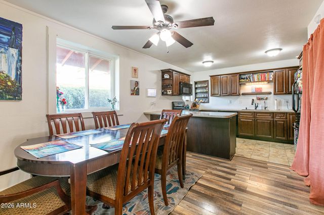 8608 E EDGEMONT Avenue, Scottsdale, AZ 85257