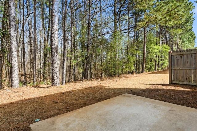 638 Oakside Place, Acworth, GA 30102