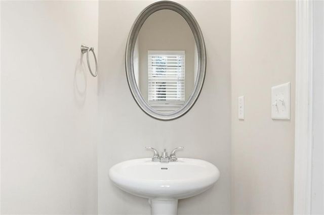 638 Oakside Place, Acworth, GA 30102