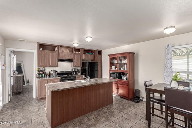 7810 W PEORIA Avenue 121, Peoria, AZ 85345