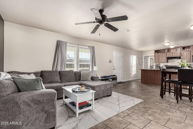 7810 W PEORIA Avenue 121, Peoria, AZ 85345