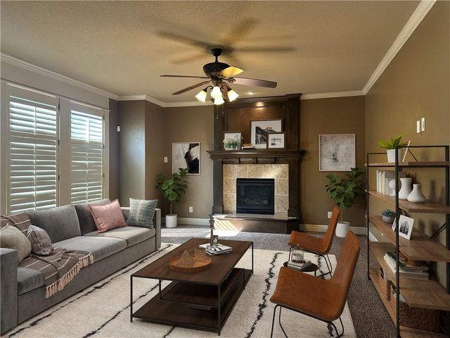 15828 Hayes Street, Overland Park, KS 66221