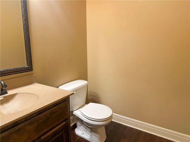 15828 Hayes Street, Overland Park, KS 66221