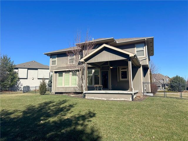 15828 Hayes Street, Overland Park, KS 66221