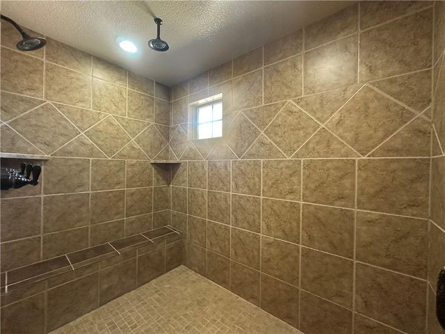 15828 Hayes Street, Overland Park, KS 66221