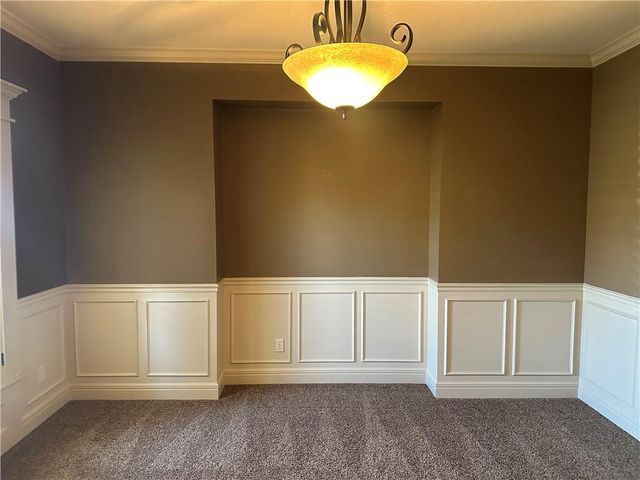 15828 Hayes Street, Overland Park, KS 66221