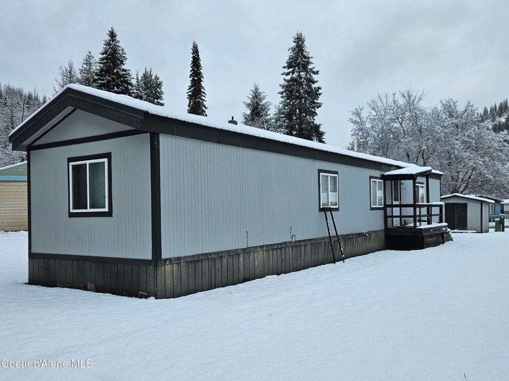 1600 W Yellowstone AVE, # 45, Osburn, ID 83849 photo 3