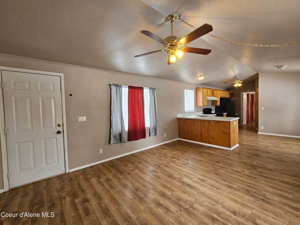 1600 W Yellowstone AVE, # 45, Osburn, ID 83849 photo 4