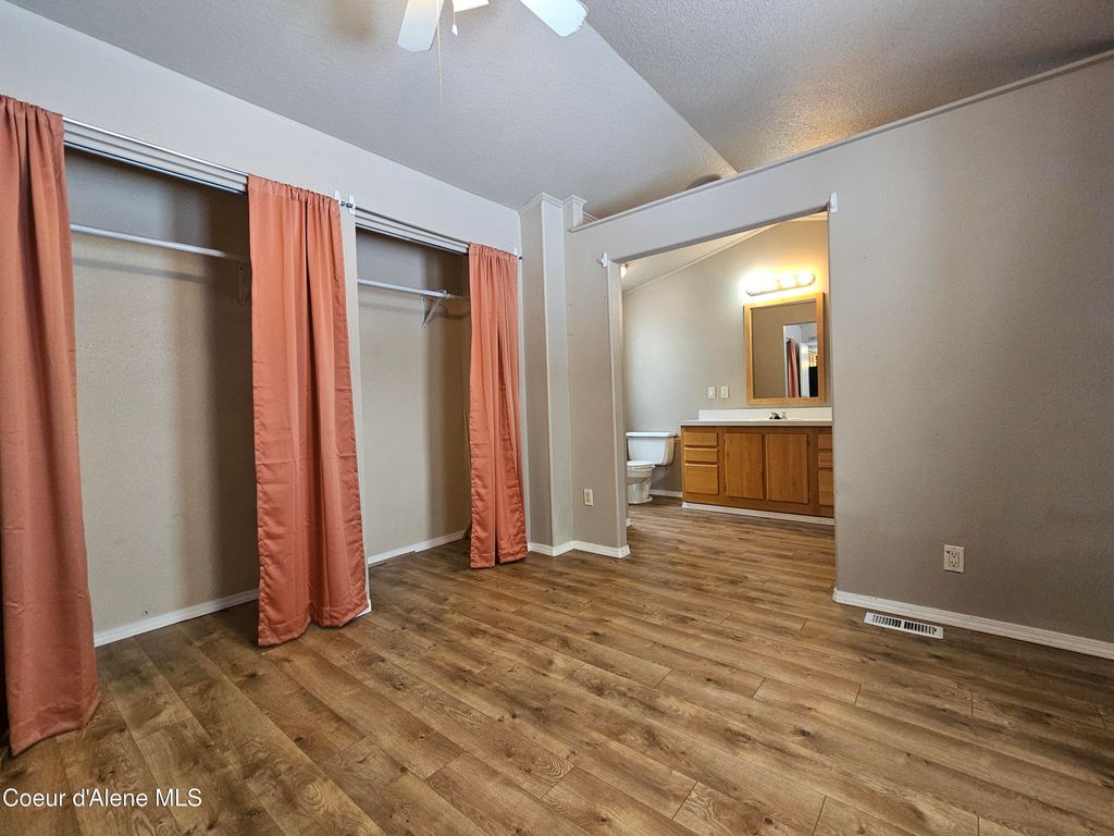 1600 W Yellowstone AVE, # 45, Osburn, ID 83849 photo 9