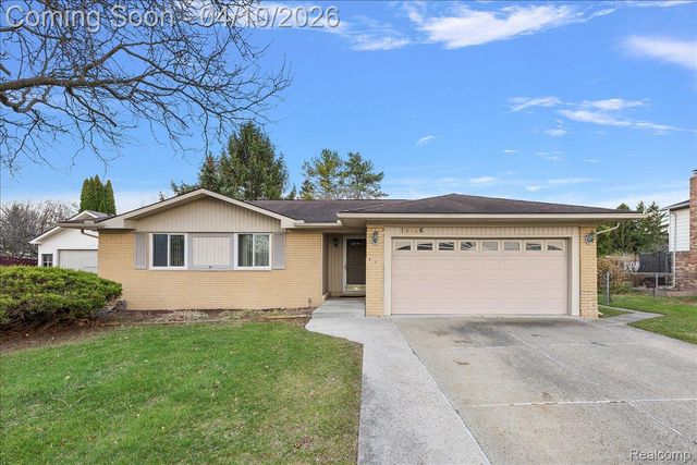 19246 Todd Drive, Clinton Charter Township, MI 48038