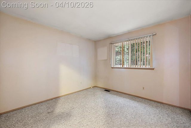 19246 Todd Drive, Clinton Charter Township, MI 48038