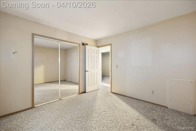 19246 Todd Drive, Clinton Charter Township, MI 48038