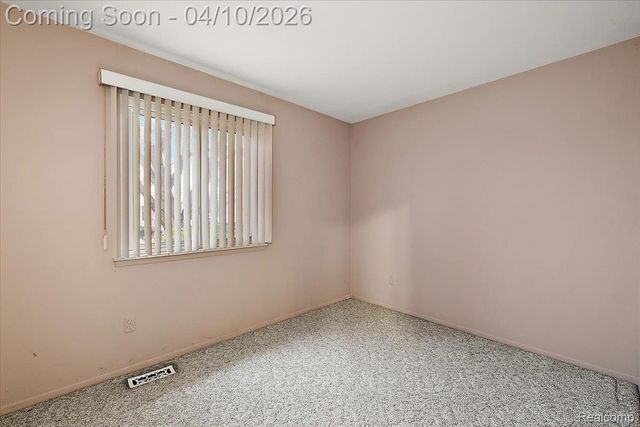 19246 Todd Drive, Clinton Charter Township, MI 48038