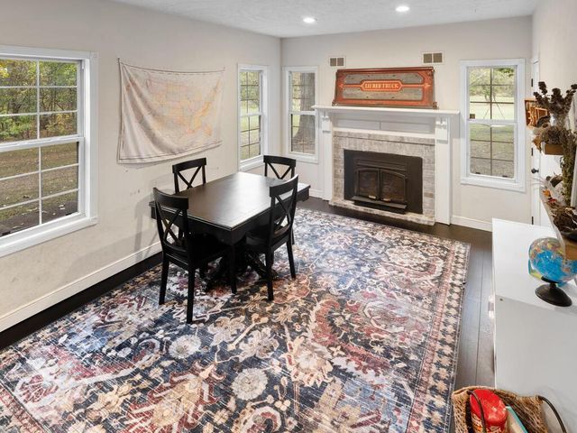 4453 Hwy 95 NE, Cambridge, MN 55008