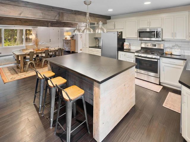 4453 Hwy 95 NE, Cambridge, MN 55008