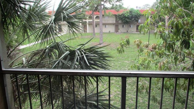 6080 Forest Hill Boulevard 206, West Palm Beach, FL 33415