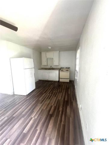 112 W Harrison Avenue, Killeen, TX 76541