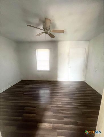 112 W Harrison Avenue, Killeen, TX 76541