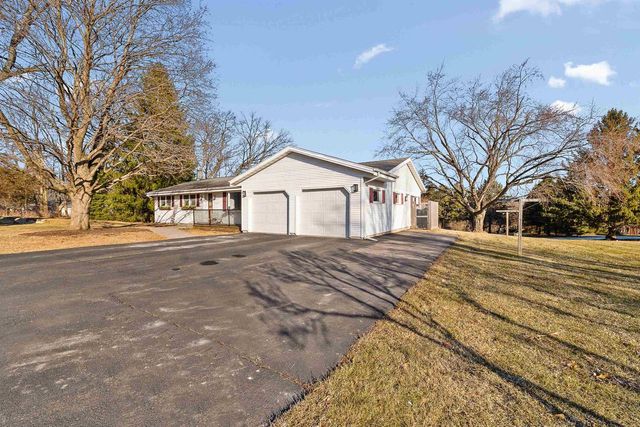 2613 E Grandview Drive, Milton, WI 53563