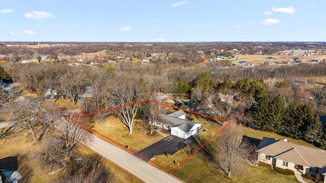 2613 E Grandview Drive, Milton, WI 53563